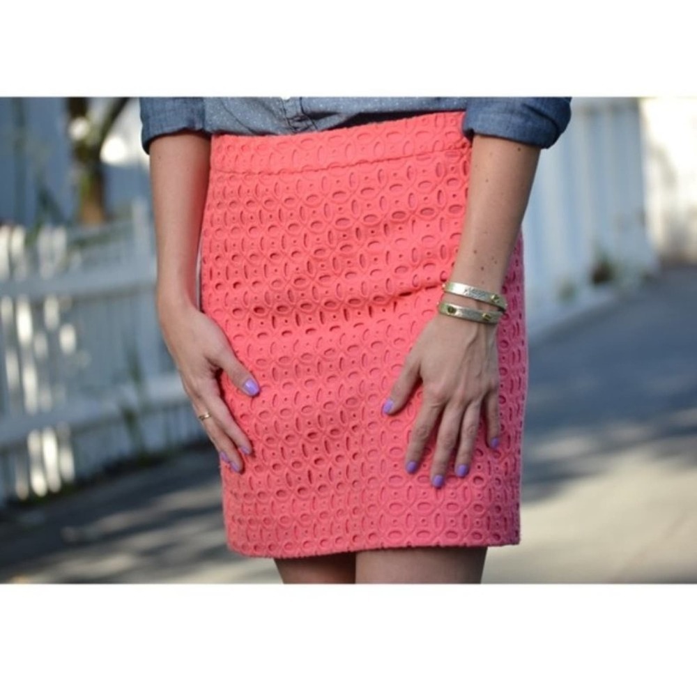 Coral Eyelet Mini Skirt - Picture 2 of 7